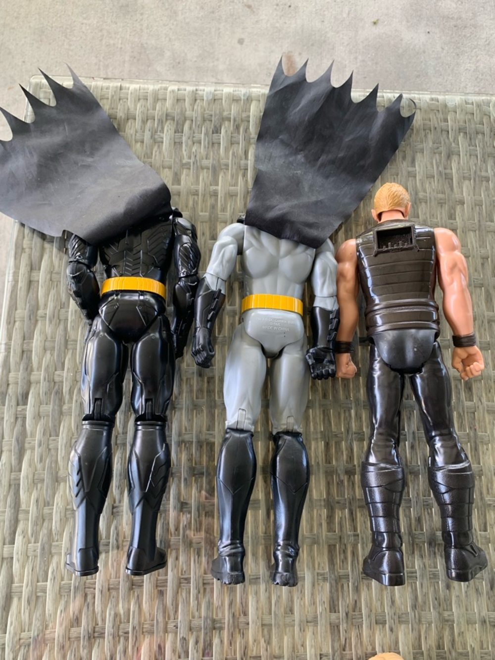 SEVEN Marvel 12 Inch  Superhero Action Figure Lot - - Picture 3 of 7